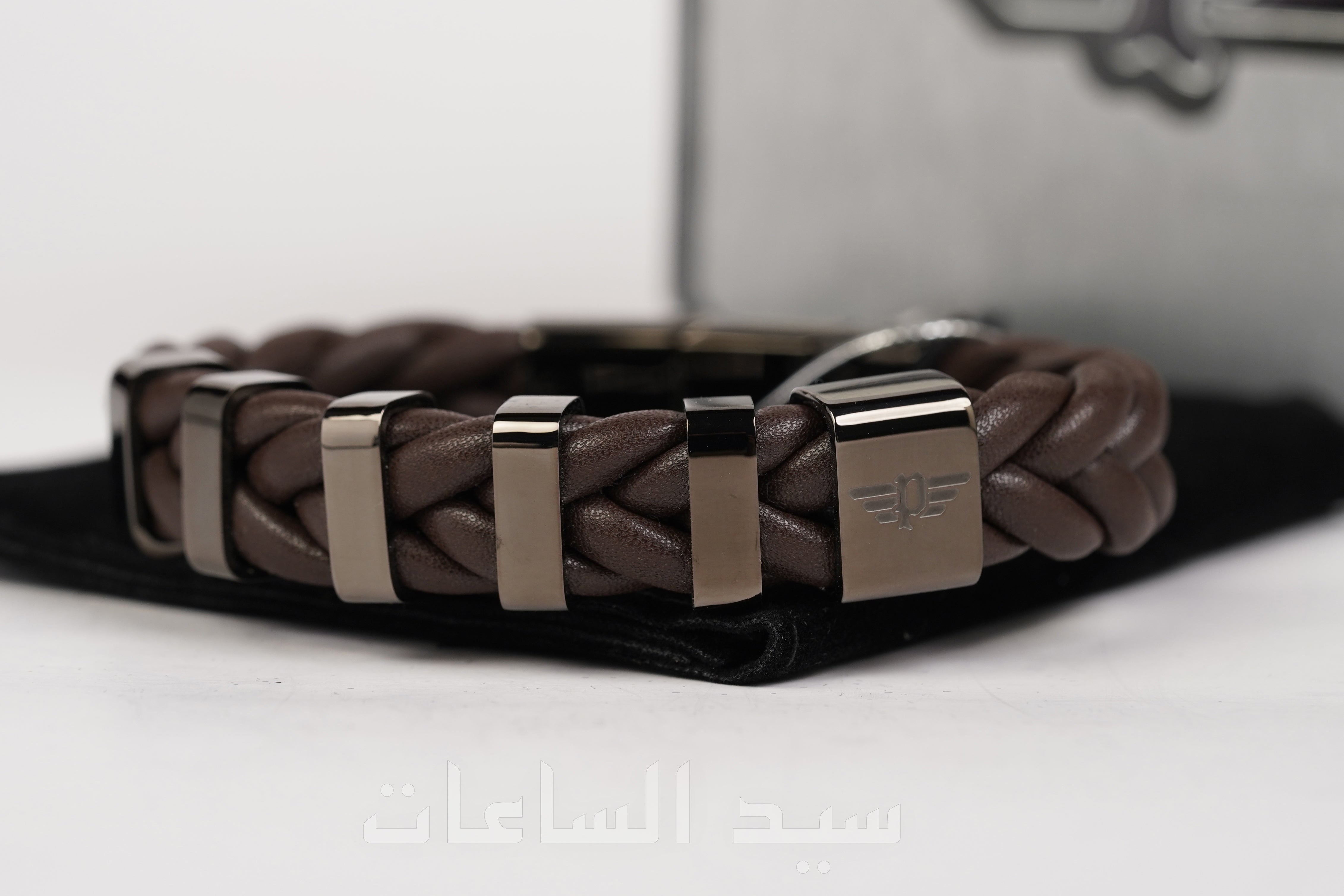 سوار رجالي ماركة بوليس