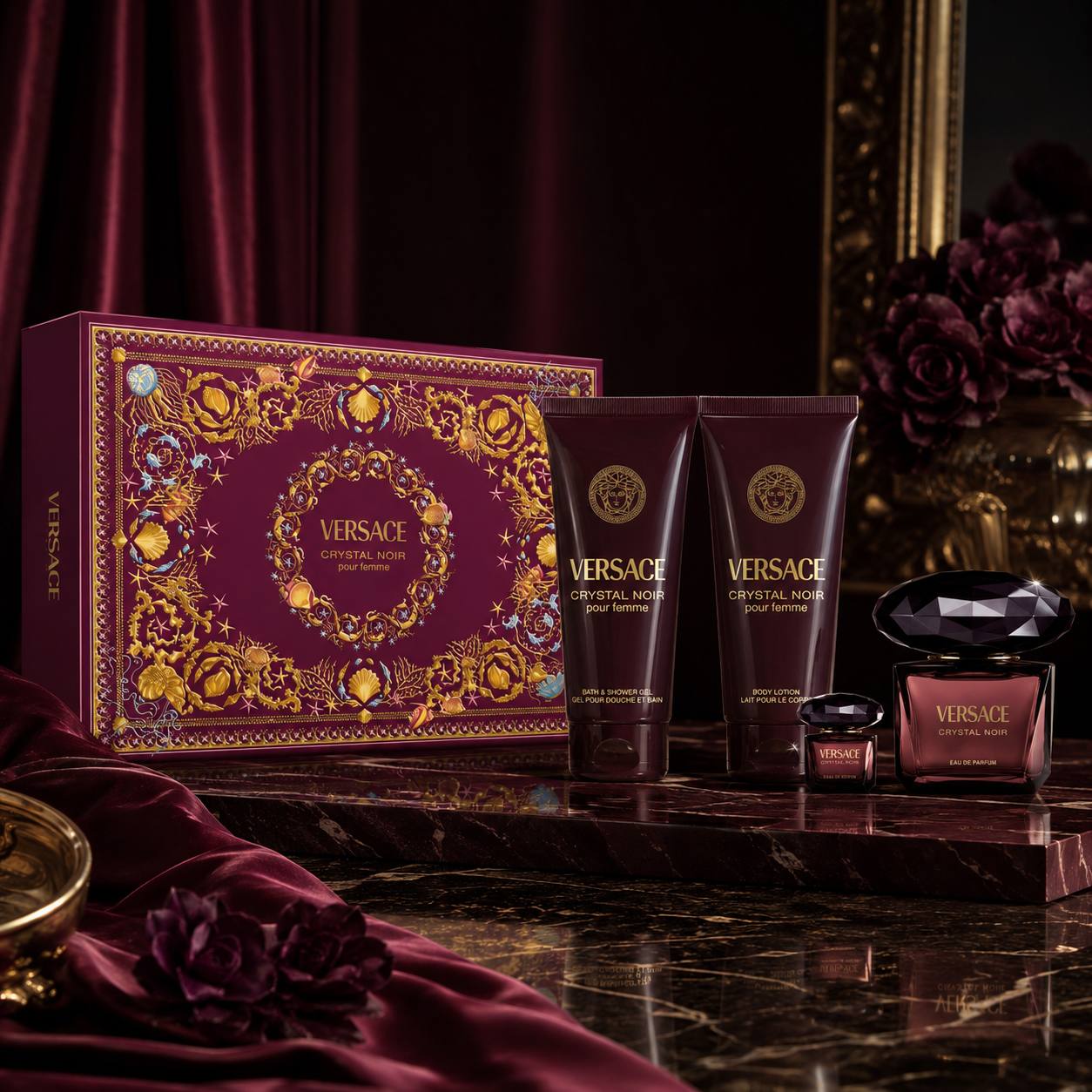 Versace Crystal Noir Eau de Parfum