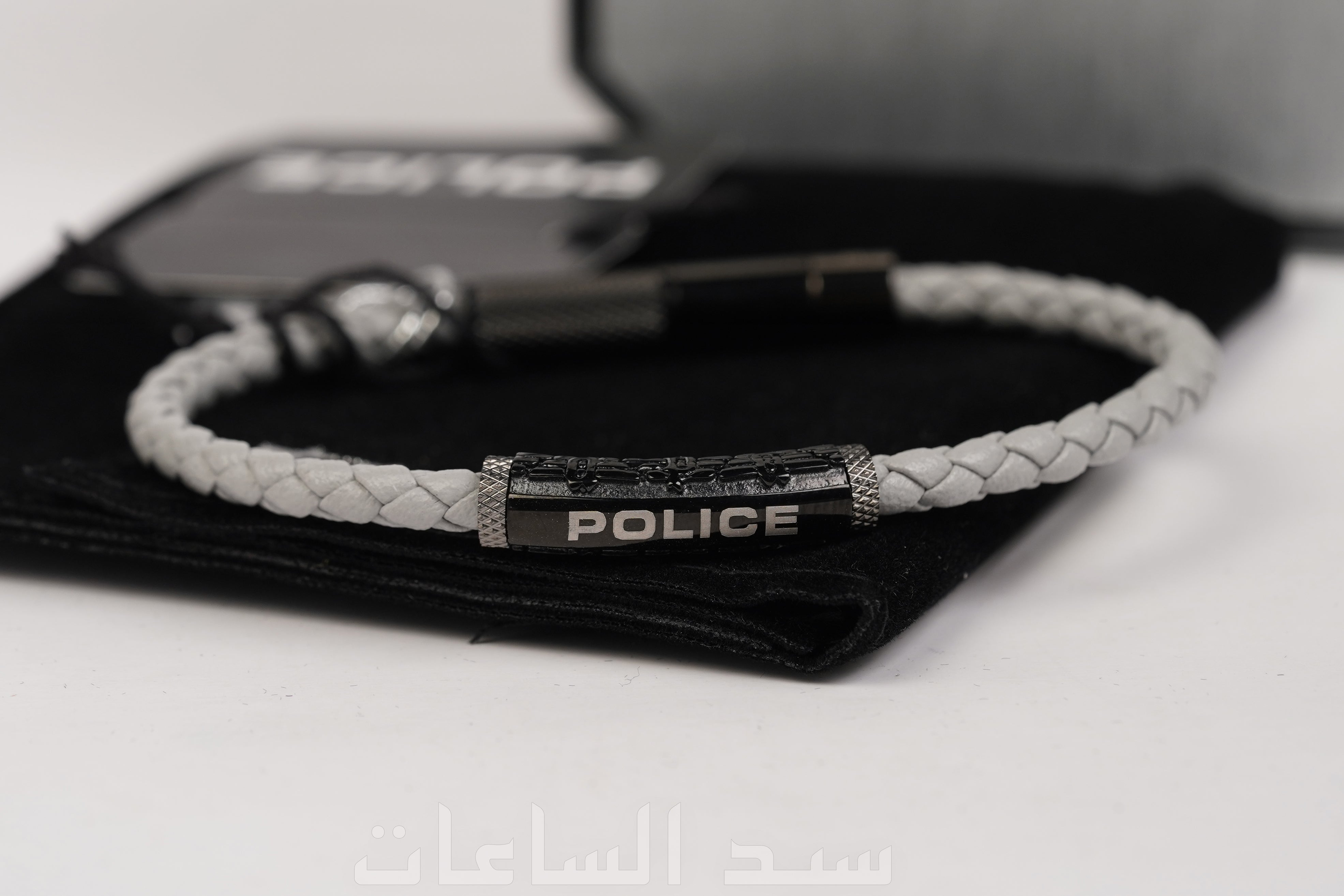 سوار رجالي ماركة بوليس