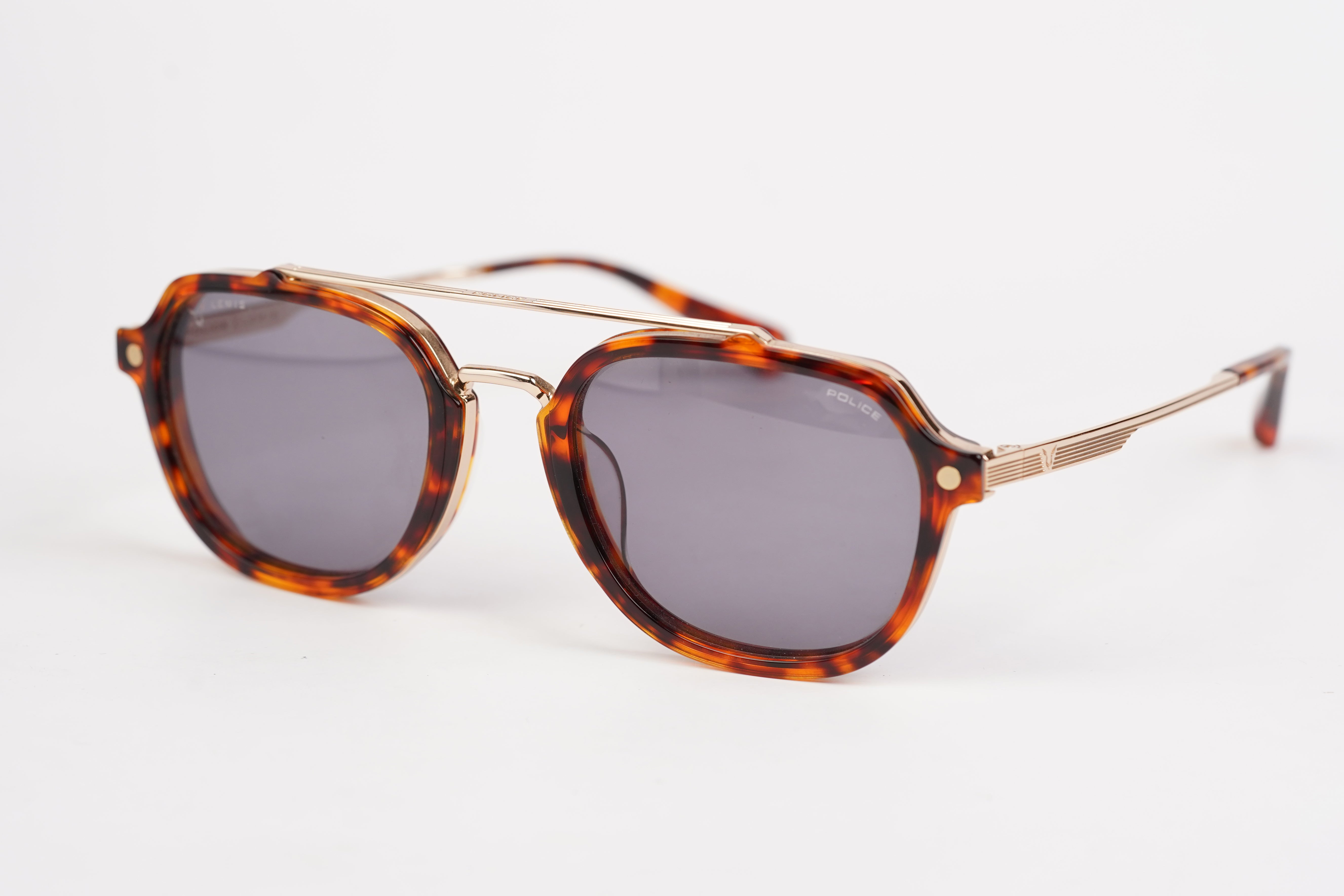 نظارة رجالية ماركة بوليس